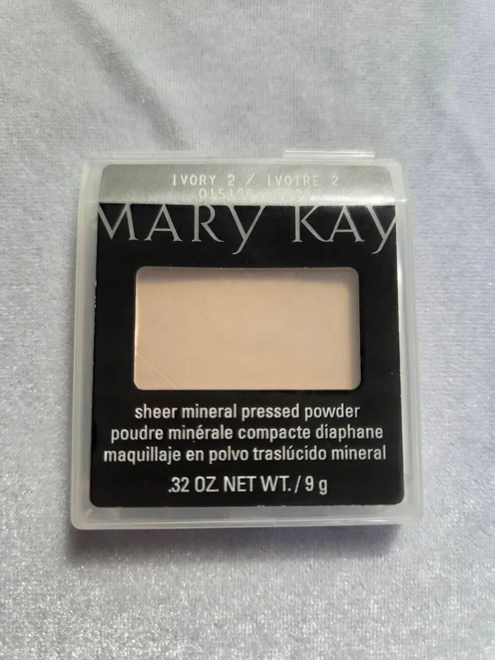 Mary Kay MK Sheer Mineral Pressed Powder Ivory 2 Discontinued